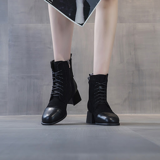 Title 3, Bottes mi-mollet en peau de vache pour femmes, ...