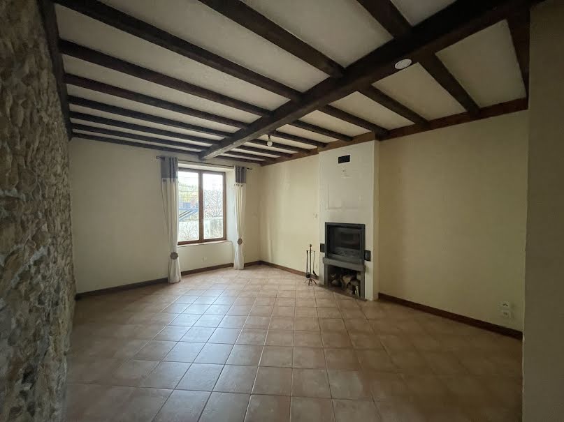 Vente maison 6 pièces 160 m² à Ludesse (63320), 127 200 €