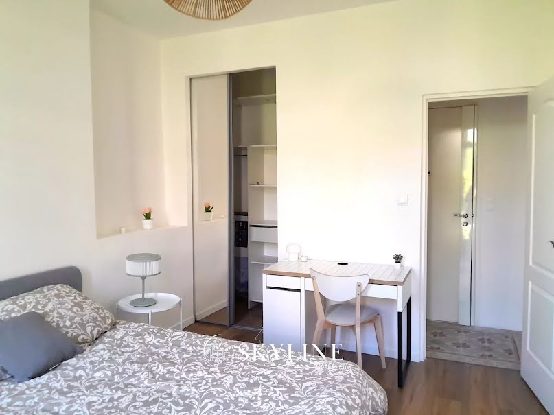 Location meublée appartement 3 pièces 55 m² à Marseille 5ème (13005), 1 300 €