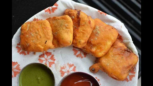 Paneer Pakoda [5 Pieces]