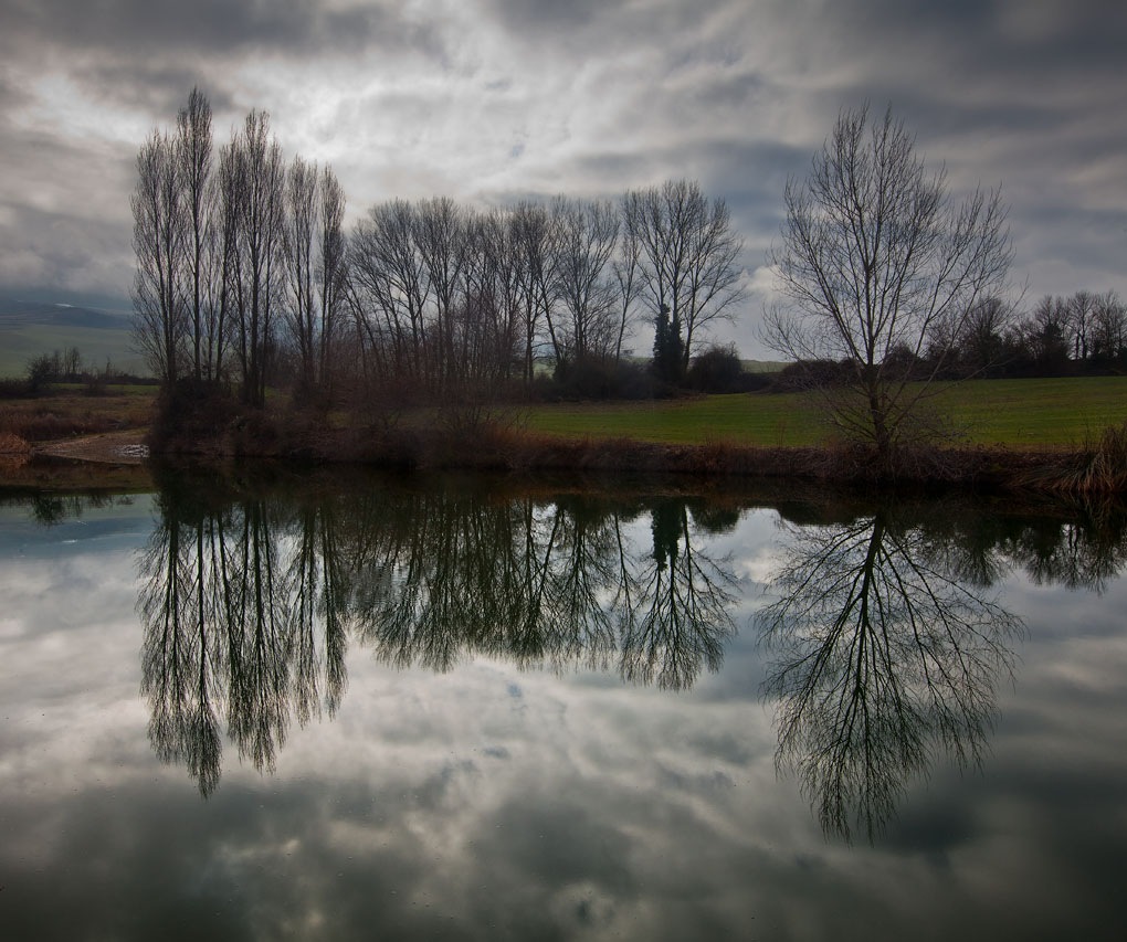 [Martin Zalba - Laguna de Guenduláin (Navarra) 1[6].jpg]