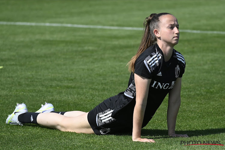 Zo kwam Sari Kees in het voetbal terecht: "Deed eerst zwemmen en dansen"