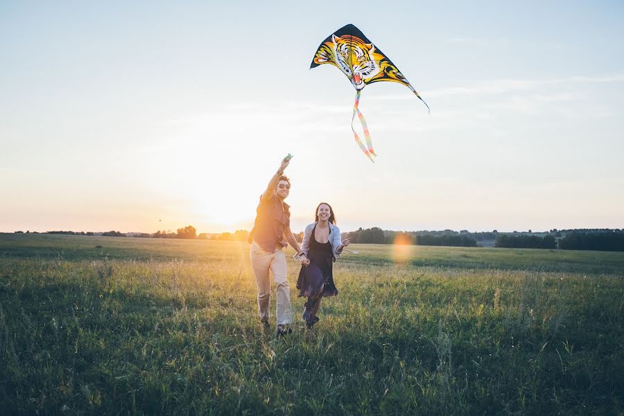 Wedding photographer Yuriy Kuzmin (kuzmin). Photo of 9 October 2014