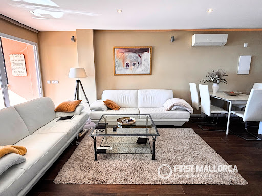 Apartment 4