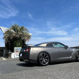 NISSAN GT-R R35