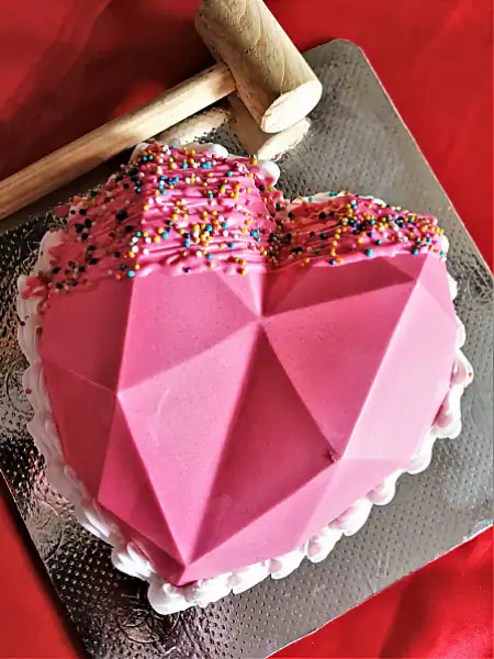 Pink Pinata Heart Cake [Eggless]