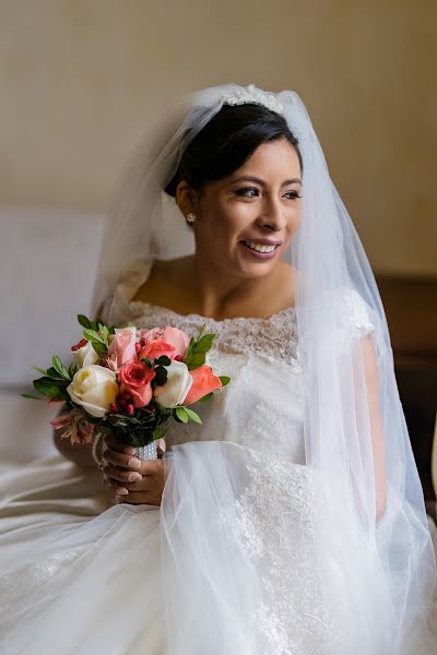 Wedding photographer Jefferson Gutierrez (jepo). Photo of 1 April 2022