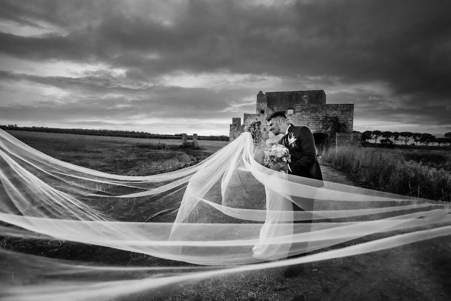 Fotógrafo de casamento Alessandro Spagnolo (fotospagnolonovo). Foto de 9 de novembro 2023