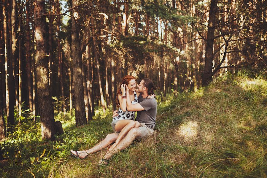 Wedding photographer Anya Bezyaeva (bezyaewa). Photo of 12 January 2014