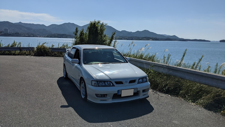 プリメーラの磨き・磨き作業・下関・火の山・コーティングに関するカスタム事例の投稿画像2枚目