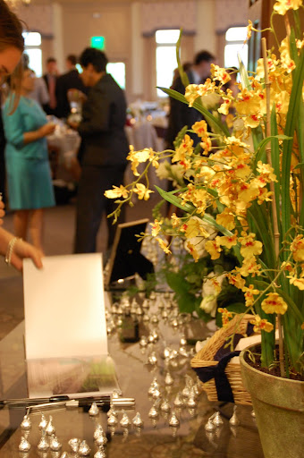 Guest book signing before Polo Fields Ann Arbor reception