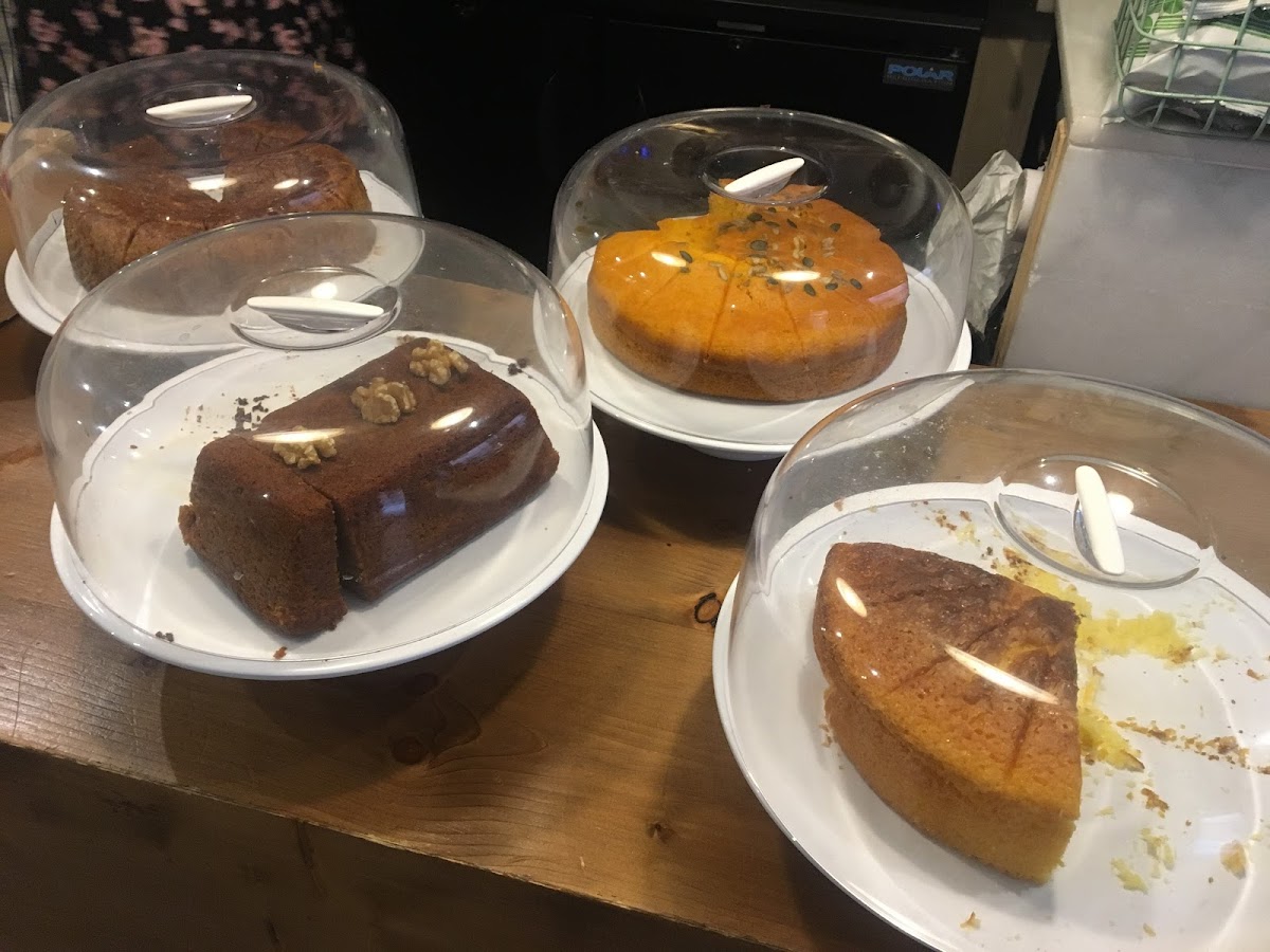 Gluten-Free Cakes at Messié Sin Gluten