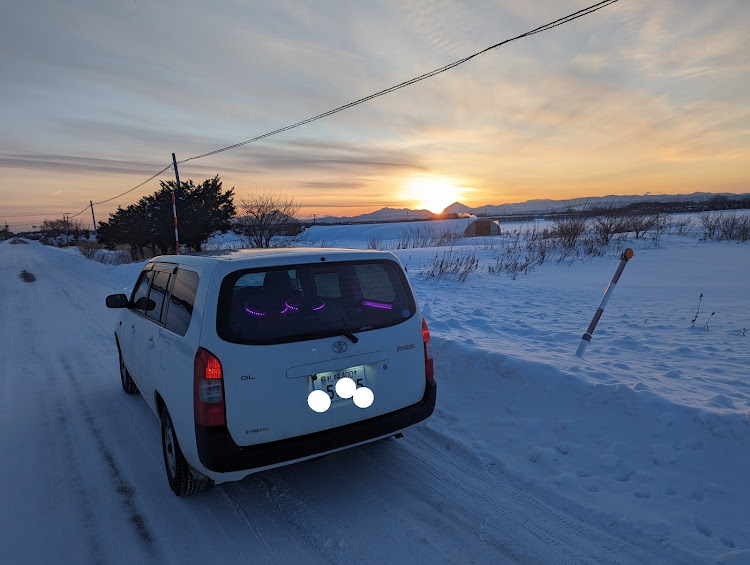 プロボックスバンのマジックアワー？・かえりみちに関するカスタム事例の投稿画像3枚目