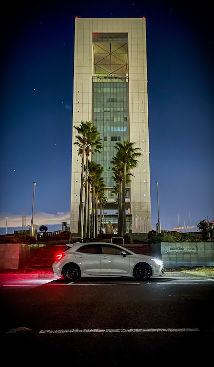 カローラスポーツの四日市ポートビルに関するカスタム事例の投稿画像2枚目