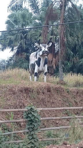 Patung Sapi