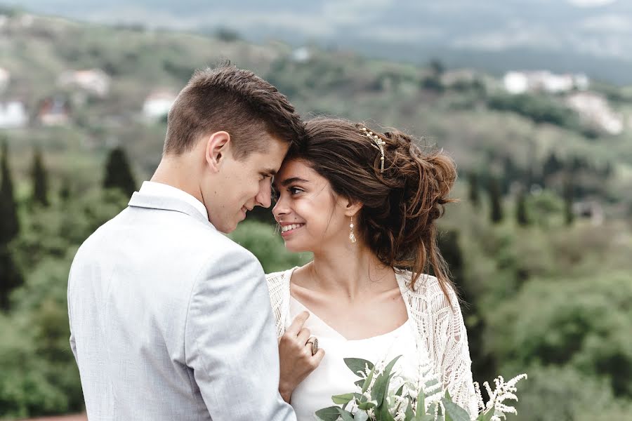 Fotografo di matrimoni Anna Khomenko (anyaxomenko). Foto del 31 luglio 2019