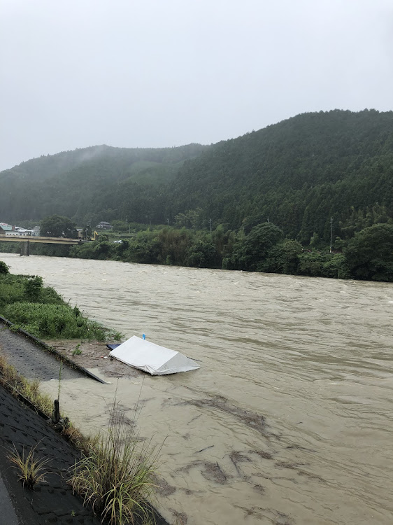 ☆ブンブン丸☆さんが投稿した台風情報・大滝ダム・危険・台風10号・増水状態に関するカスタム事例の投稿画像4枚目