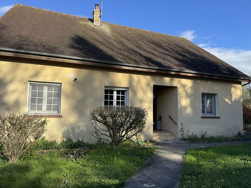 Vente maison 5 pièces 200 m² à Sens (89100), 277 000 €