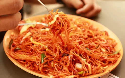 Veg Singapuri Noodles