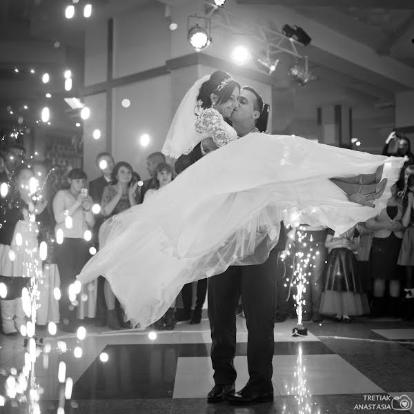 Wedding photographer Anastasiia Tretiak (nastik). Photo of 19 November 2015