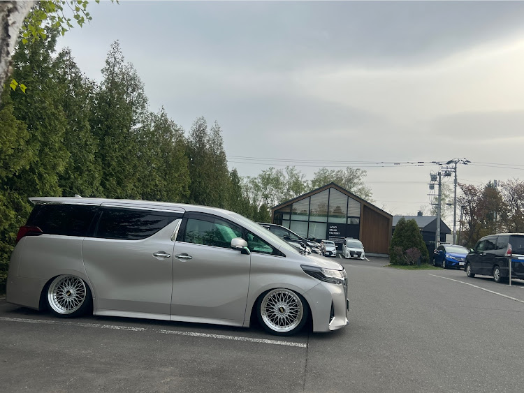 アルファードのプチ近隣ドライブ・家族の特別な日・ＧＷ休み満喫・良い写真たくさん撮れた・連休最終日は予定なしに関するカスタム事例の投稿画像10枚目