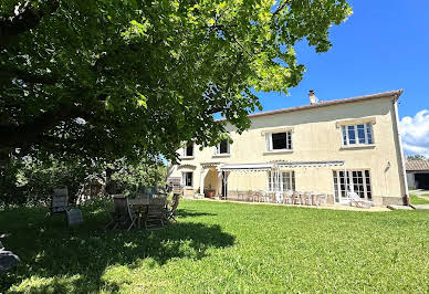 Farmhouse with pool 3