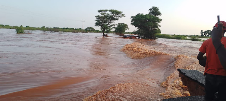 A flooded section of the road between Tana River Bridge and Madogo town following a major washout at Kona Punda near Mororo, November 26, 2023.