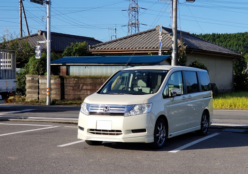 ホンダ ステップワゴンを華麗にカスタム By 白猫のラッキー 09 28 ステップワゴン5回目 11歳の車検で宇都宮の陸運局に ザ ユーザー車検 普段の整 Cartune