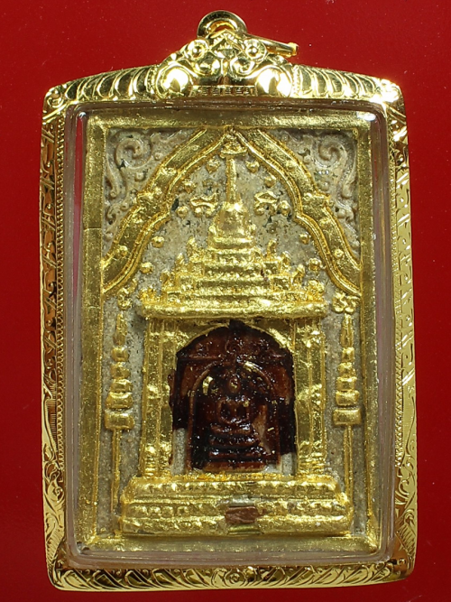 พระสมเด็จซุ้มหน้าบรรณหลวงพ่อแพ