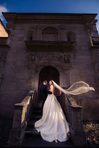 Fotógrafo de casamento Adrian Cernat (cernat). Foto de 25 de agosto 2020