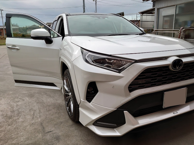 RAV4のラッケージ・洗車した！・曇ってきた……に関するカスタム事例の投稿画像1枚目