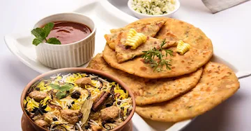 Mom's Paratha & Biryani photo 