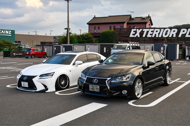 GSのRSR車高調・OZオペラ・OZレーシング・GS250・LEXUSに関するカスタム事例の投稿画像1枚目