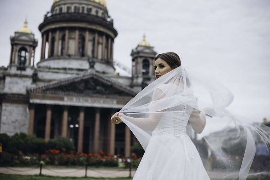 Fotografo di matrimoni Yuriy Yacyna (yafotoyou). Foto del 25 novembre 2019