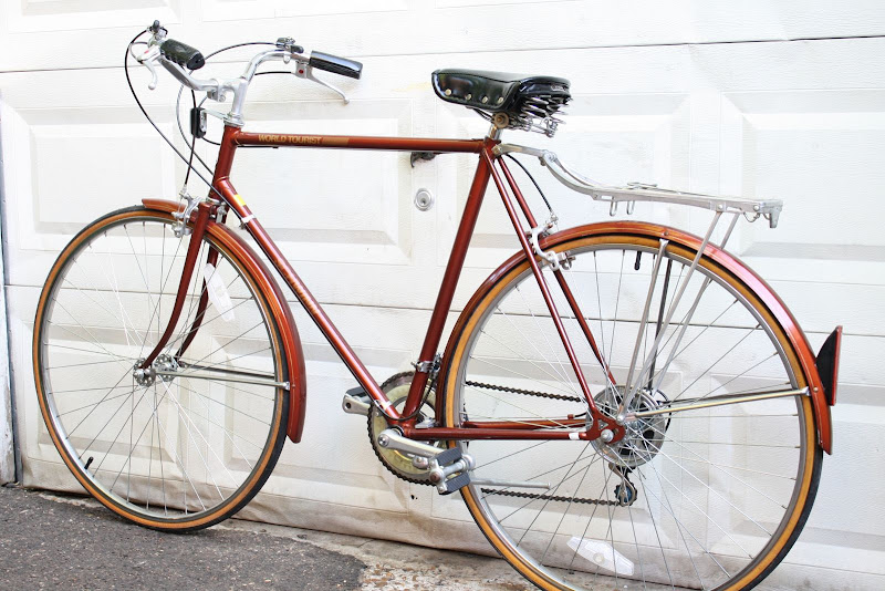 schwinn tourist bicycle