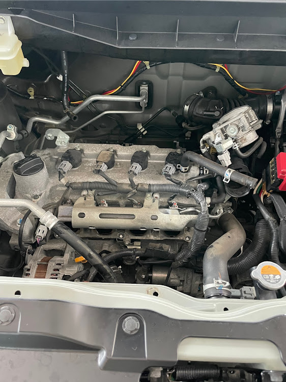 NV200バネットのNGK PremiumRX・プラグ交換・DIYに関するカスタム事例の投稿画像2枚目
