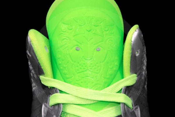 Detailed Look at Nike LeBron 8 PS Mean GreenSilver Dunkman