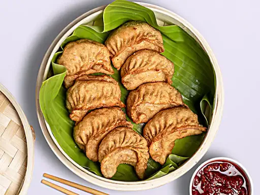 Chicken Fried Momos (8pcs)