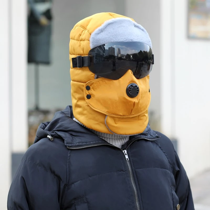 Northeast thick hat men winter cycling windproof protects from cold ideal for winter biking and riding in harsh weather 