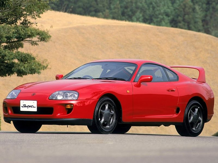 スープラの前期後期違い・80スープラ　内装・80スープラ 豆知識に関するカスタム事例の投稿画像9枚目