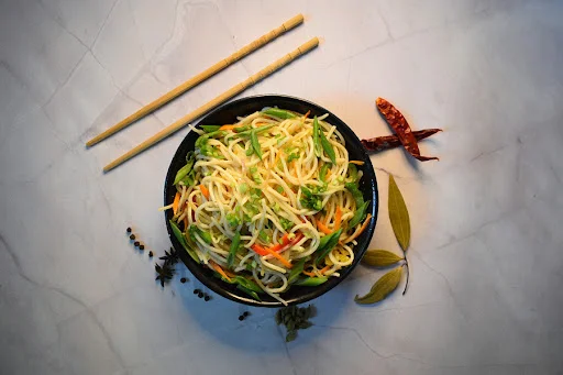 Veg Hakka Noodles