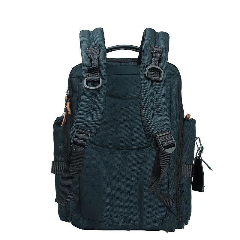 Mochila grande de nylon multifuncional casual e de negócios, ideal para trabalho, viagens e uso diário, com diversos compartimentos e design versátil.