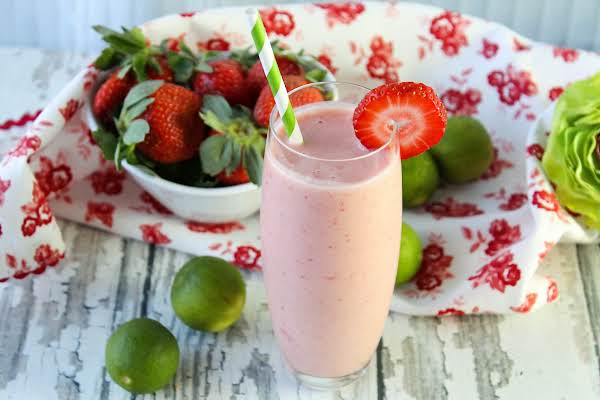 Strawberry Key Lime Smoothie_image