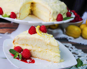 Limoncello Creme Cake