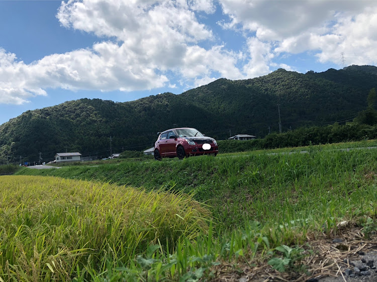 スイフトの愛車撮影・2018ベストショット・レッドメモリーに関するカスタム事例の投稿画像2枚目