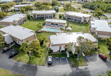 Apartment with pool 17