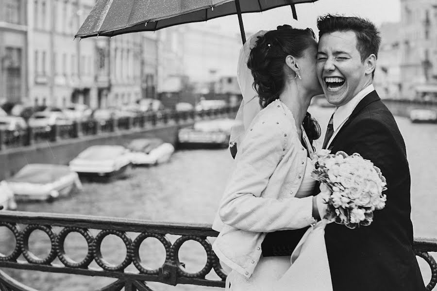 結婚式の写真家Dmitriy Mikhaylovich (serfenday)。2016 8月15日の写真