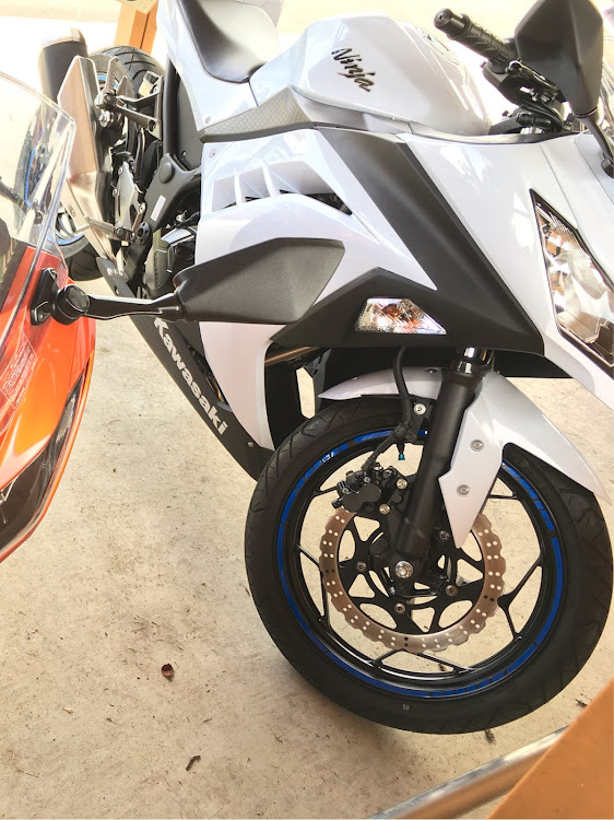 テリックスのNINJA250に関するカスタム事例の投稿画像1枚目
