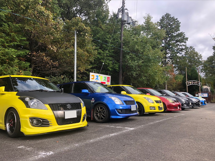 スイフトスポーツの嵐山高雄パークウェイ・スイフトオフ・おやまへGO・車高調変えたいに関するカスタム事例の投稿画像2枚目