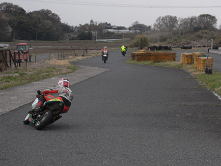 岩井サーキット走行